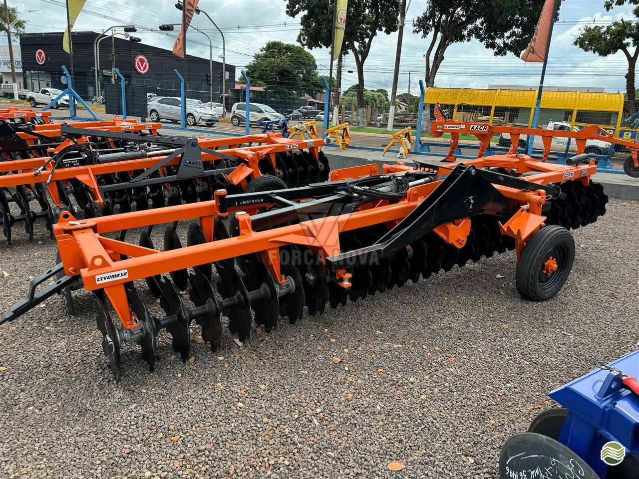 IMPLEMENTOS AGRICOLAS GRADE NIVELADORA NIVELADORA 52 DISCOS Força Nova Agrícola DOURADOS MATO GROSSO DO SUL MS